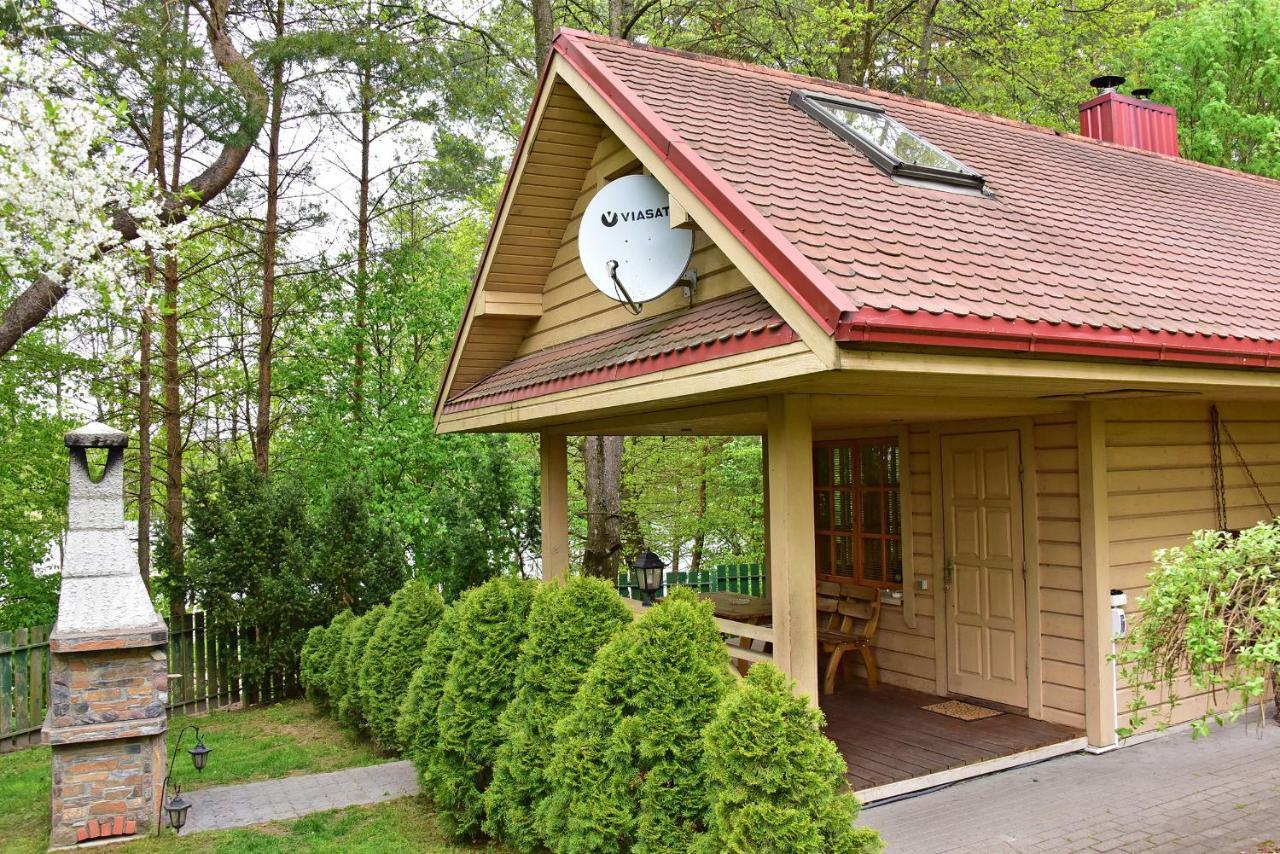 Medaus Pirtele Villa ทราไก ภายนอก รูปภาพ